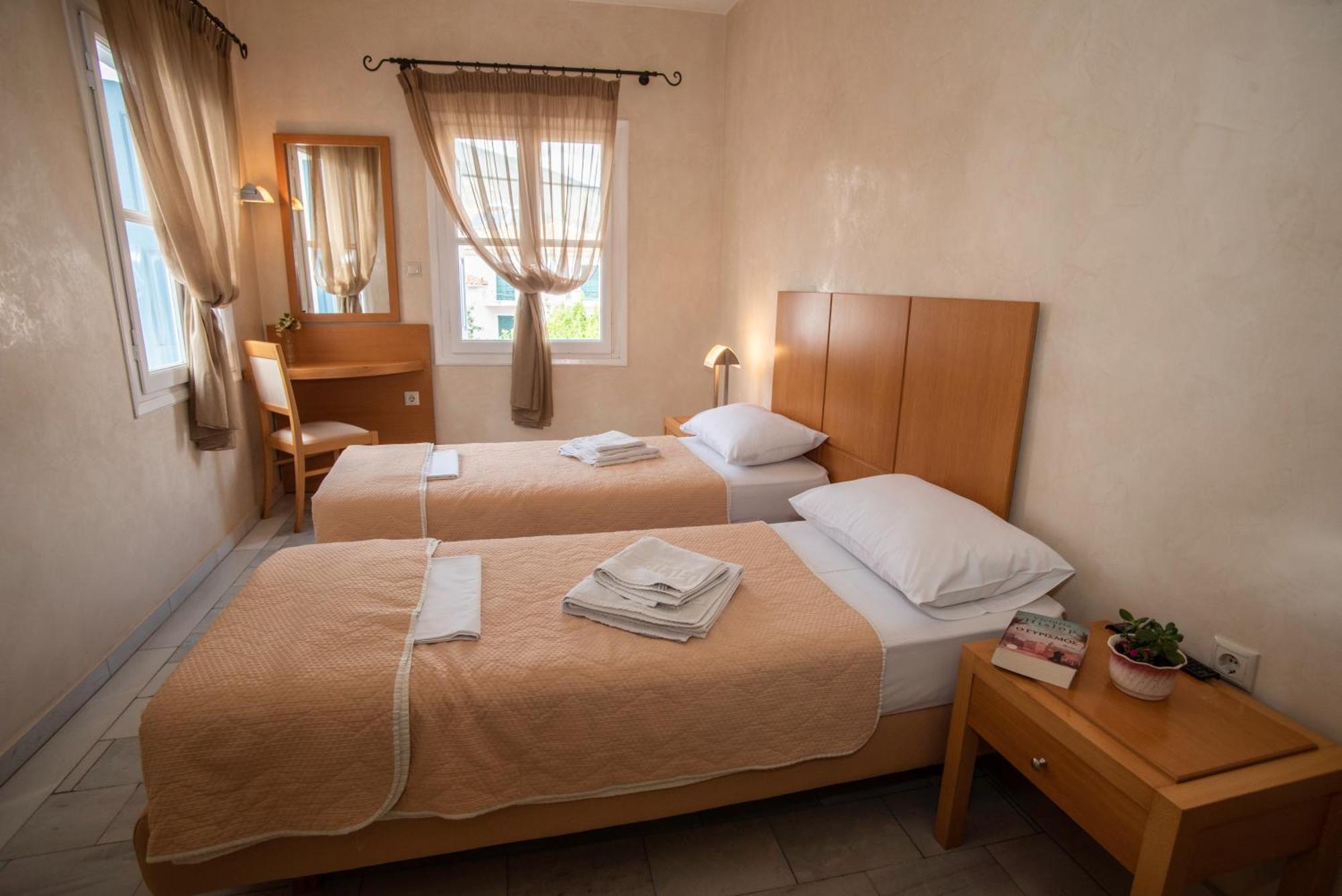 Galaxídhion Hotel Argo מראה חיצוני תמונה