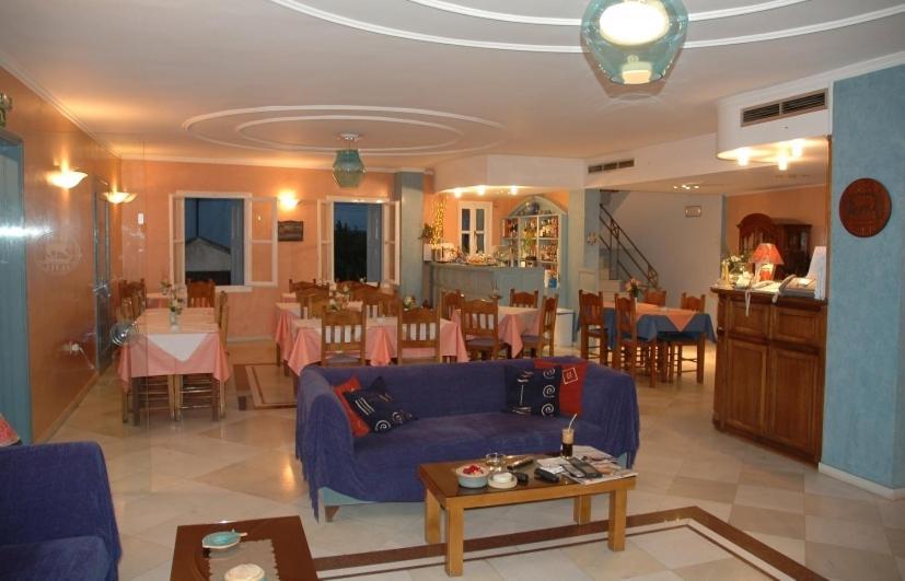 Galaxídhion Hotel Argo מראה חיצוני תמונה